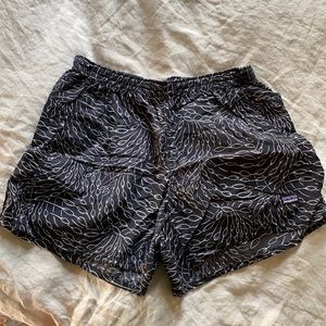 Patagonia baggies Women’s M